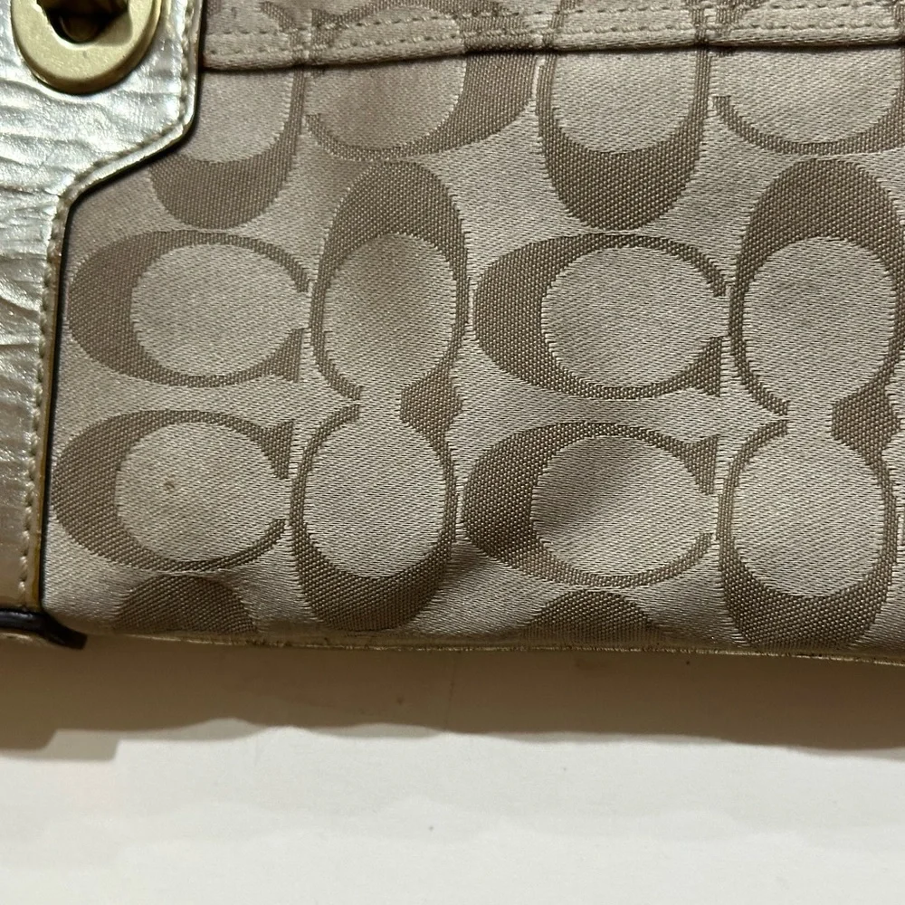 Coach Tan Crossbody Bag - Picture 3 of 9